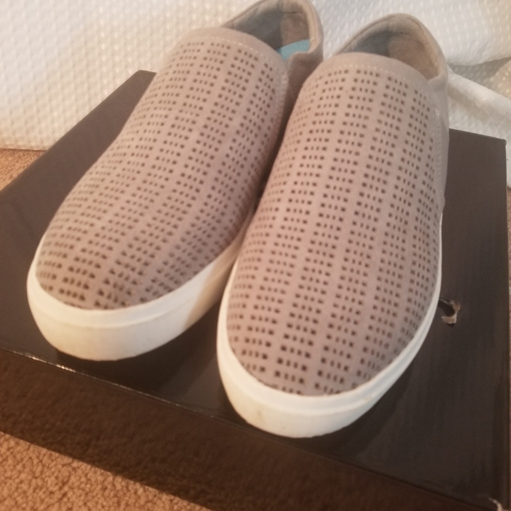 Sneaker